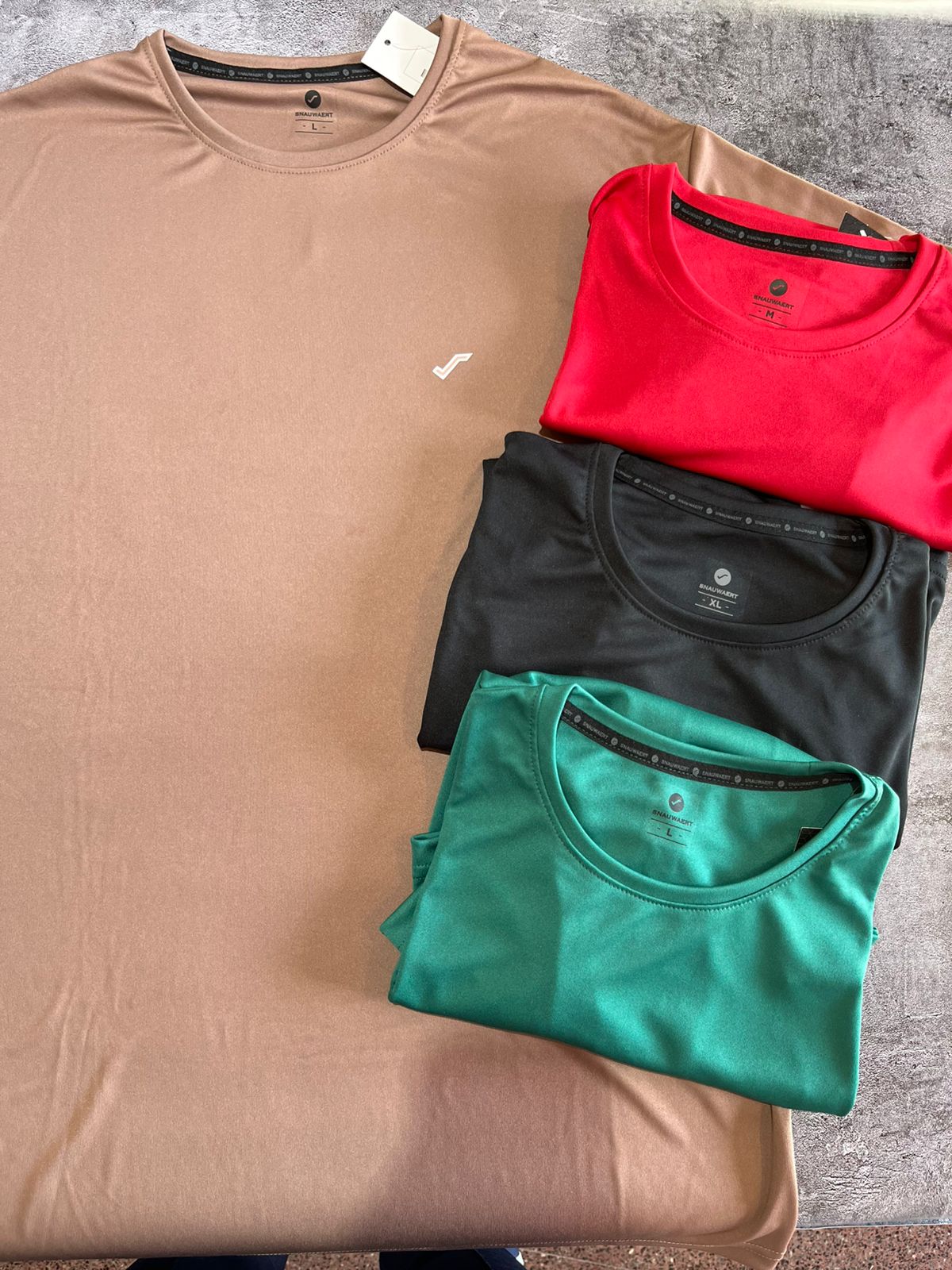 Remera manga cortas RIVI